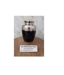 Urnas de cremación negras para adultos de alta calidad, suministros funerarios, urnas de cremación grabadas en latón, fabricante y proveedor al por mayor - Product Image 1