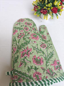 Manoplas de Cocina Acolchadas de Algodón con Estampado Artesanal Verde, Borde con Ribete, Forma Cuadrada, Modernas, Ecológicas, Duraderas, Aptas para Lavavajillas - Product Image 6