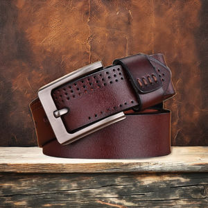 Cinturón de Cuero Vacuno Personalizado al por Mayor para Hombre con Hebilla de Aleación, Diseño de Correa Hueca, Duradero y Elegante - Product Image 2