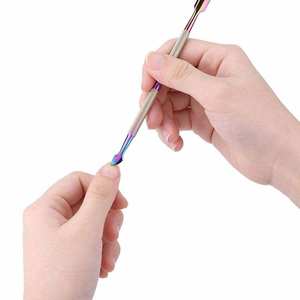 Poussoirs à cuticules pour ongles de soins personnels Poussoirs à cuticules à double extrémité en acier inoxydable - Product Image 2