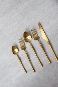 Couverts de table plaqués or de luxe en acier inoxydable pour banquet de mariage meilleure vente d'argenterie ensemble de couverts cuillère et fourchette - Product Image 6