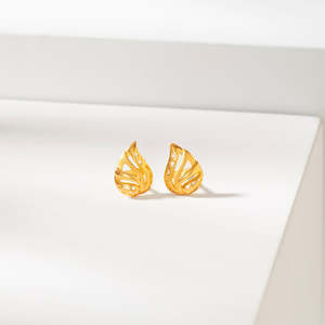 Aros de Oro de 18k con Diamantes de Circonio y Perlas para Mujer - Joyería Moderna para Bodas y Compromisos - Product Image 1