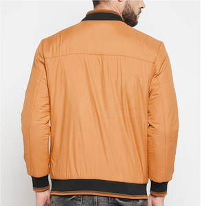 Chaqueta Bomber de Invierno para Hombre al por Mayor con Logotipo Personalizado en la Parte Delantera, Estilo Urbano, Cuello Alto, Resistente al Viento, Ecológica y Moderna - Product Image 6