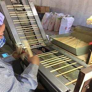 Baguettes jetables écologiques en bambou de haute qualité, marque BAO LAM, 21-24 cm, en vrac, fabriquées au Vietnam, avec étui en papier personnalisé - Product Image 3