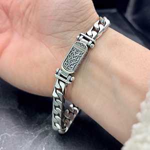 Pulsera de Plata Maciza 925K con Eslabones Cubanos para Hombre, Diseño Atrevido y Elegante, Forma de Cruz Única, Regalo Perfecto para Motociclistas y Amantes del Estilo Vaquero - Product Image 6