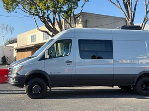 MERCEDES-BENZ SPRINTER 3500 4X4 2017 USADO, Volante a la Izquierda/Derecha - Product Image 2