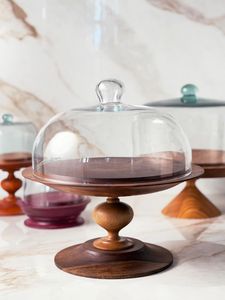 Base para Pastel de Madera Hecha a Mano con Cúpula de Vidrio, Diseñada para una Presentación Elegante de Postres para Invitados - Product Image 3