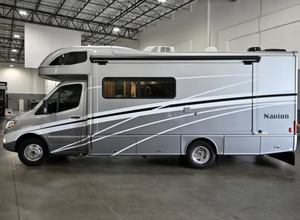 Camping-car de luxe d'occasion le moins cher - Win_nebago NAVION IM524D 2020 - Bon état - Product Image 2