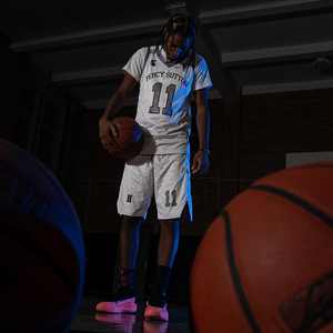 Ensemble de maillots de basket-ball respirants pour hommes personnalisés Sublimation Teamwear pour Club Basketball Style Uniforme Costumes - Product Image 3