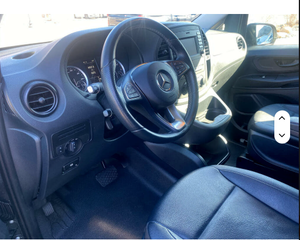 2020 Mercedes-Benz Metris Cargo 126 Techo estándar RWD Bastante usado con asientos de cuero Cámara de dirección trasera izquierda - Product Image 5