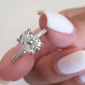 Bijoux de luxe en vermeil taille coussin zircon cubique solitaire diamant 925 bague de fiançailles Halo en argent sterling