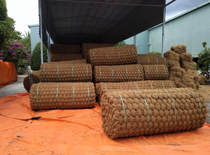 Tapis en fibre de coco naturelle de haute qualité, fabriqué à partir de fibres de noix de coco, pour des sols écologiques et des applications extérieures - Product Image 4