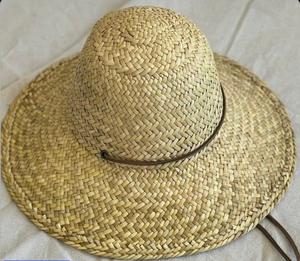 หมวกฟางเป็นมิตรกับสิ่งแวดล้อมที่ทำจากเส้นใยพืชธรรมชาติเหมาะสำหรับแบรนด์ท่องเที่ยวของรีสอร์ทและร้านค้าปลีกแฟชั่น - Product Image 3