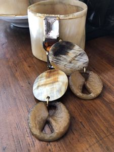 Llegada RESILIENCIA Buffalo Ox Cuerno Collar Pulido Animal Estilo Hueso Joyería Diseño Natural Cuentas Regalo de Boda para Mujeres Niñas - Product Image 4