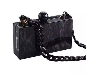 กระเป๋าแต่งหน้าสตรีชั้นนํา กระเป๋าแป้ง กระเป๋าถือ สุภาพสตรีกระเป๋าคลัทช์สุดหรูสําหรับสุภาพสตรี โดย Aaliyan impex - Product Image 1