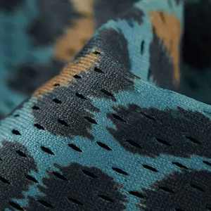 Pantalones cortos de malla de sublimación hechos a medida de peso ligero hechos en Pakistán Pantalones cortos de malla de sublimación de tela de alta calidad - Product Image 6