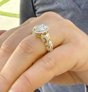 Anillo de compromiso de oro amarillo de 14K con estilo antiguo romántico corte en forma de pera diamantes cultivados en laboratorio simulados anillo de bodas Halo - Product Image 3