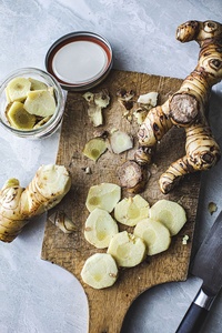 GALANGAL TRANCHÉ CONGELÉ AVEC ARÔME FRAIS ET COULEUR NATURELLE, PRÊT À UTILISER EN CUISINE - Product Image 5