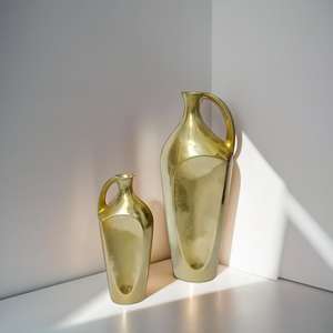 Pot de fleur minimaliste moderne en métal aluminium avec finition martelée - Product Image 4