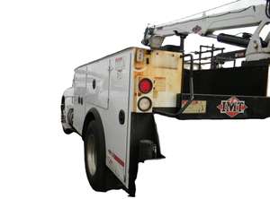 Camión de Servicio Pesado 2024 con Grúa de 10000 lb, Motor Diésel de 250 HP, Camión Utilitario Automático de 6 Velocidades en Buenas Condiciones - Product Image 4