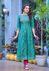 Kurti de Verano de Algodón Indio con Corte en A para Mujer, con Bordado de Diseño, Estampado Badhani, Conjunto de Anarkali Kurta, Pantalón y Dupatta, Venta al Por Mayor - Product Image 2