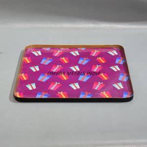 Encantadora bandeja beige con motivo de pan de jengibre juguetón, ideal para servir aperitivos y animar cualquier ocasión - Product Image 5