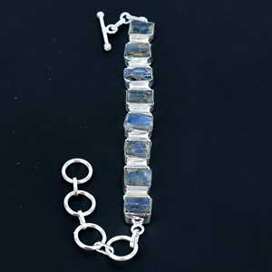 Bracelet artisanal en argent sterling 925 avec kyanite brute, style vintage bohème hippie, serti clos, pierre naturelle, bijoux fins Art Palace - Product Image 4
