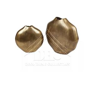 Juego de Jarrones de Flores de Metal Dorado Antiguo de Lujo, Jarrones de Aluminio Irregulares Abstractos, Centro de Mesa Decorativo Moderno para el Hogar - Product Image 1