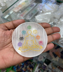 Posavasos de siete chakras grabado con selenita, compra en línea de ALIF CRYSTA | Posavasos de selenita al por mayor de La India - Product Image 5