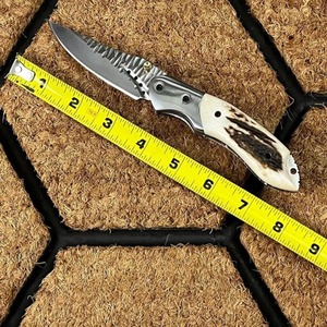 Navaja de Bolsillo Plegable Hecha a Mano con Acero D2 Forjado, Mango de Cuerno de Ciervo, Funda de Cuero, OEM Disponible, para Uso Diario - Product Image 4