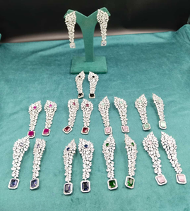 Exclusivo diseñador moderno latón joyería conjunto diamantes americanos flor patrón pendientes collar cobre principales fiestas especiales - Product Image 2