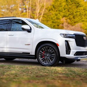 Cadillac Escalade V Plus 2023 Usado en Buen Estado, Sin Accidentes, Volante a la Izquierda/Derecha - Product Image 1