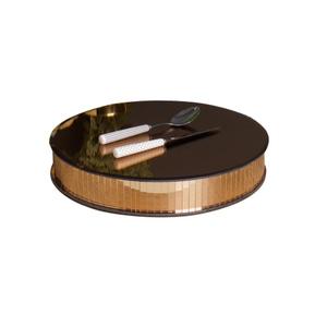 Plato para Pastel de Forma Redonda con Acabado Esmaltado y Soporte, con Dos Cucharas, para Uso en Eventos Importantes - Product Image 1