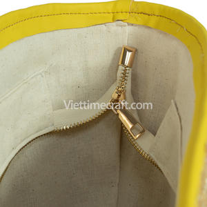Viettimecraft, Bolso de Paja Tejido a Mano Sostenible de Japón, Color y Tamaño Personalizables, Dos Tamaños, Para Todas las Temporadas, Artesanía Vietnamita, Venta al Por Mayor - Product Image 4