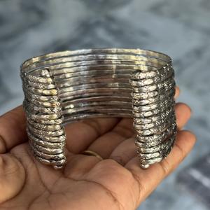 Venta increíble Brazaletes ajustables chapados en plata de moda para mujer Pulseras de diseñador apilables al por mayor hechas a mano - Product Image 2