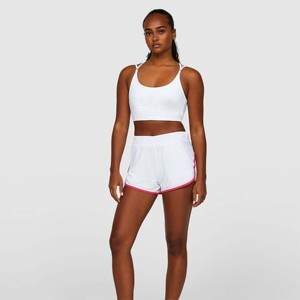 Short de course pour femme de haute qualité-Tissu respirant et à séchage rapide-Parfait pour le fitness et le jogging - Product Image 5