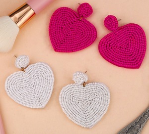 Día de San Valentín corazón Rosa primavera semillas cuentas Stud pendientes nueva moda en forma de corazón regalos del Día de San Valentín - Product Image 5