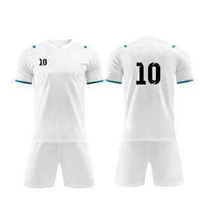 Uniformes de fútbol elásticos ligeros de talla grande precio de fábrica posee su logotipo de impresión uniformes de fútbol - Product Image 1