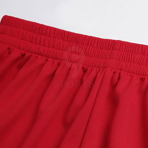 Uniforme de football entièrement personnalisé pour hommes avec logo en relief et uniforme de football aux couleurs de l'équipe - Product Image 6