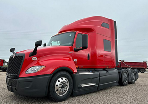 Camion semi-cabine d'occasion 2020 2023 2021 INTERNATIONAL LT625 Camion cabine conventionnelle - Product Image 2
