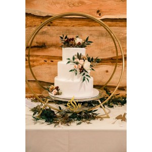 Arche de table en métal pour mariage et anniversaire Présentoir décoratif pour la maison Support à gâteau élégant européen au design unique - Product Image 6