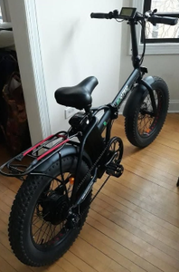 Bicicleta Eléctrica Urbana para Adultos con Llantas Gruesas de 20 Pulgadas, Motor sin Escobillas de 200-2000W, Freno de Disco Hidráulico, Batería de Litio, 110-240V - Product Image 3