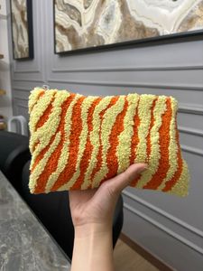 Forro bordado bolsos únicos mejor estilo bohemio bordado trabajo mano embrague monederos bolsos diseño elegante forro al por mayor - Product Image 5