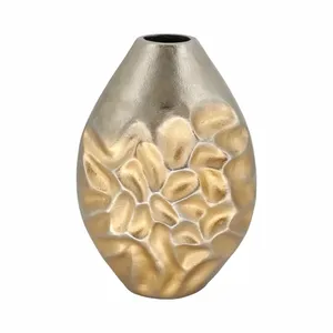 LuxeBloom Vase en aluminium Porte-fleurs décoratif élégant et durable pour la décoration de la maison et de l'événement - Product Image 6