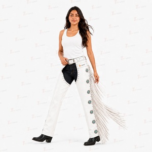 Chaps de cuero sintético para mujer, estilo western, de talle alto, corte regular, con flecos y detalles de concho, para montar a caballo. - Product Image 2