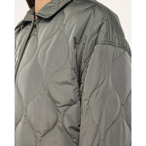 Élégant fermeture éclair boutonné femmes surdimensionné matelassé Shacket classique respirant boutons pression vêtements d'hiver veste personnaliser Logo - Product Image 4