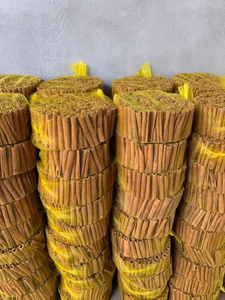 Cigarettes à la cannelle de Cassia de qualité supérieure, fabriquées au Vietnam, à prix abordable, les plus vendues, avec emballage personnalisé - Product Image 2