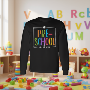 T-shirt à manches longues pour les enseignants de la maternelle, produit promotionnel pour la rentrée scolaire avec ambiance préscolaire, pour enfants. - Product Image 2