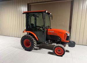 จัดส่งฟรีรถแทรกเตอร์ล้ออเนกประสงค์ B2650 Kubota 26Hp ดีเซล3สปีดการส่งแบบไฮโดรสแตติกความร้อน A/c วิทยุจอยสติ๊ก - Product Image 4