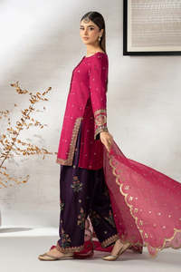 Lehenga Choli de soirée en mousseline de soie brodée, orné de détails raffinés, pour femme, anti-humidité, infroissable, style pakistanais - Product Image 5